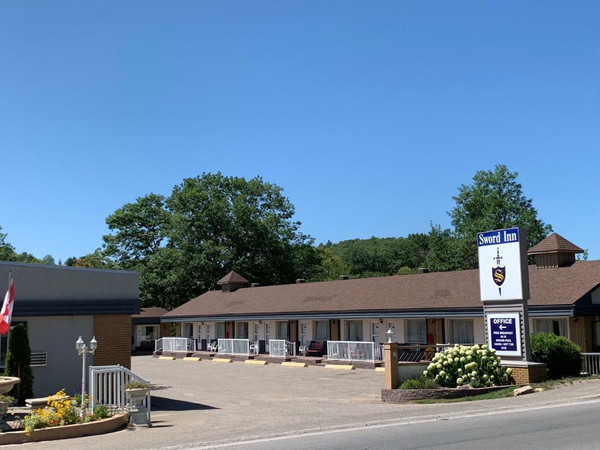 Sword Inn Банкрофт Екстериор снимка
